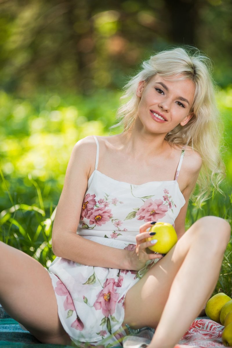 Лариса, 67 лет, 2 размер груди